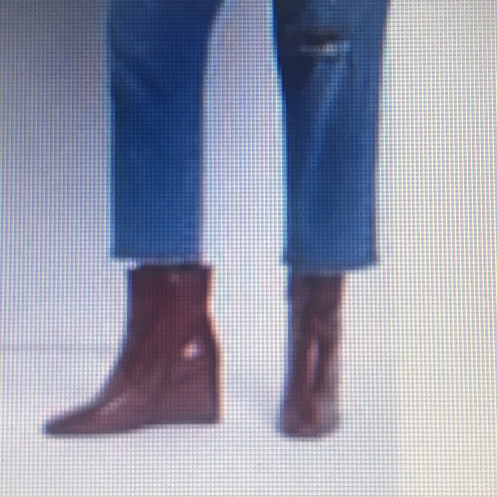 NWT ELOQUII Size 10W Wedge Ankle Booties - Picture 4 of 4